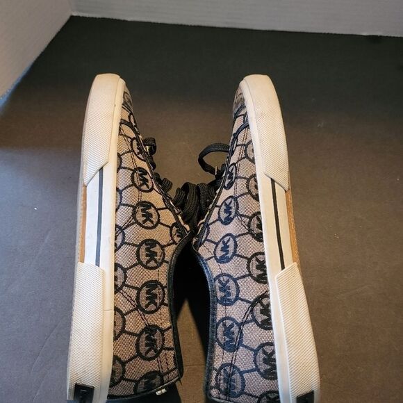 MICHAEL kors jet set signature logo size 9 Sneaker Canvas with Gold tone lace - Picture 5 of 12